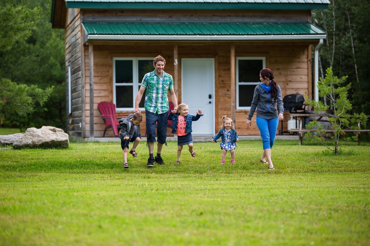 Chalets Du Domaine Yamaska ブロモン エクステリア 写真
